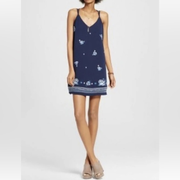 👗XHILARATION Embroidered Sun Dress 🌸 - Picture 1 of 14